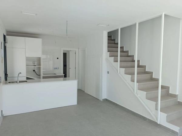 Chalet pareado en calle Alemania photo 4