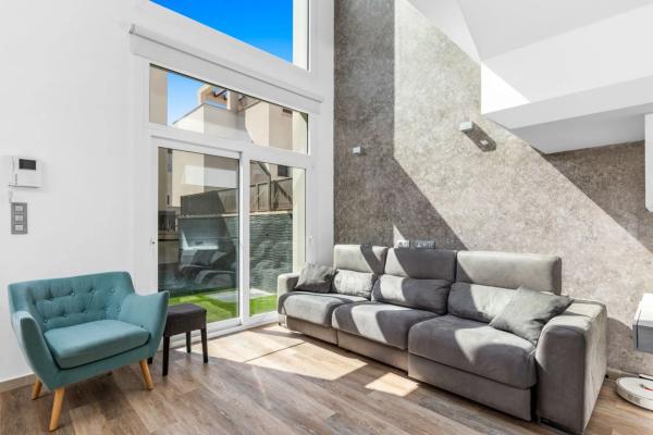 Chalet adosado en venta en Calle Velázquez , Formentera del Segura thumbnail 2