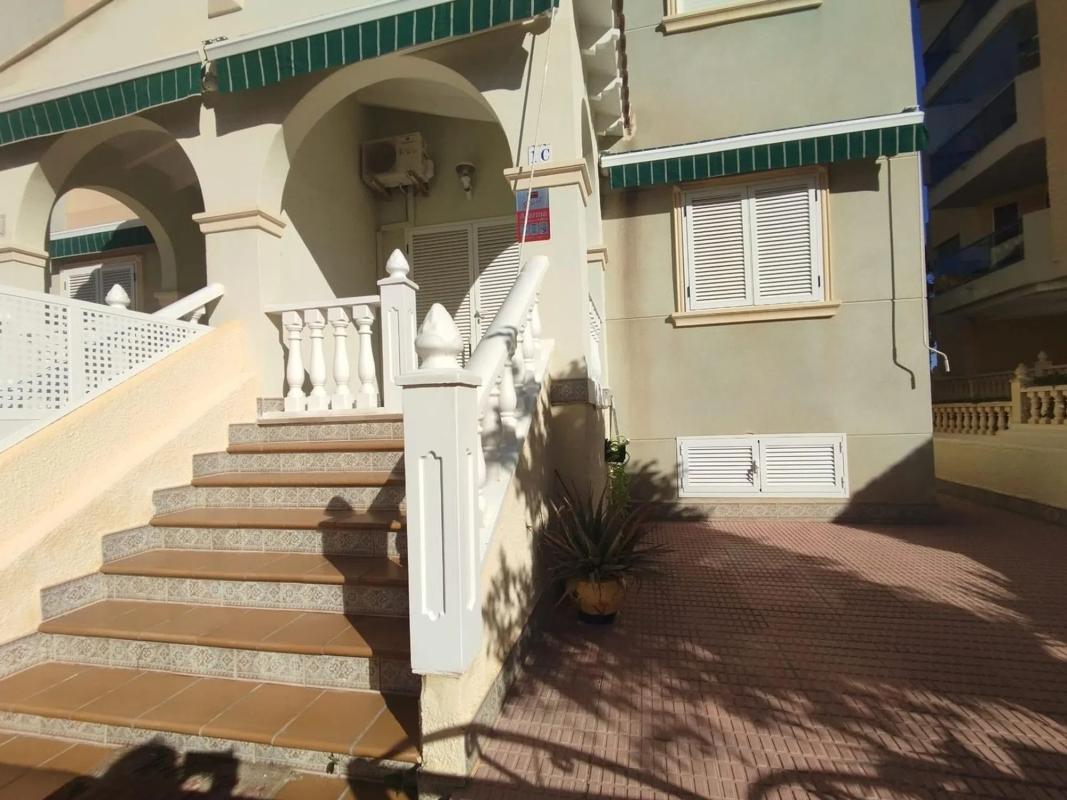Propiedades en venta y alquiler en España photo 2