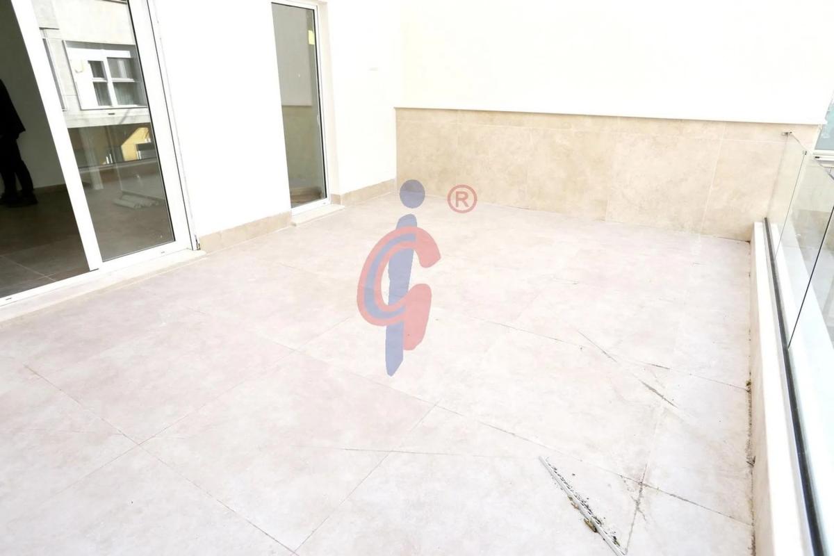 Sprzedaż szeregowego domku w  Calle Sant Pere, 3 , Guardamar del Segura photo 3