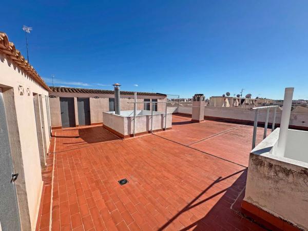 Penthouse for sale at  Calle Dolores Viudes Blasco, Guardamar del Segura photo 1