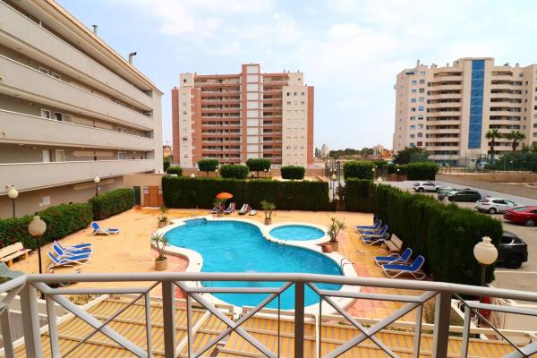 Sale of flat in Avenida del Puerto, 20, Guardamar del Segura
 photo 2