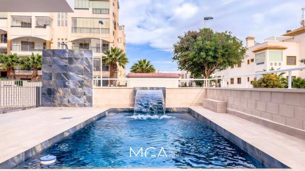 Sale of flat in Calle Alfons X el Savi s/n, Guardamar del Segura
 photo 3