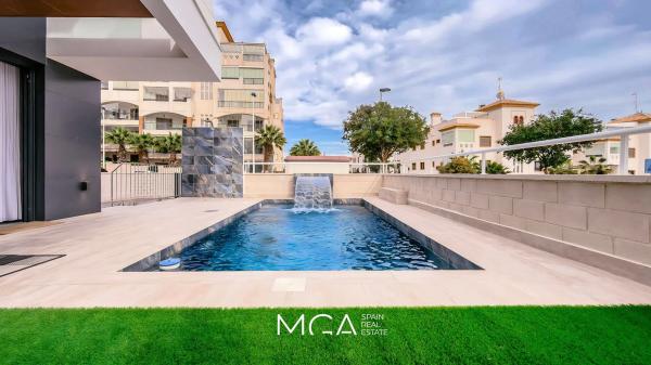 Sale of flat in Calle Alfons X el Savi s/n, Guardamar del Segura
 photo 4