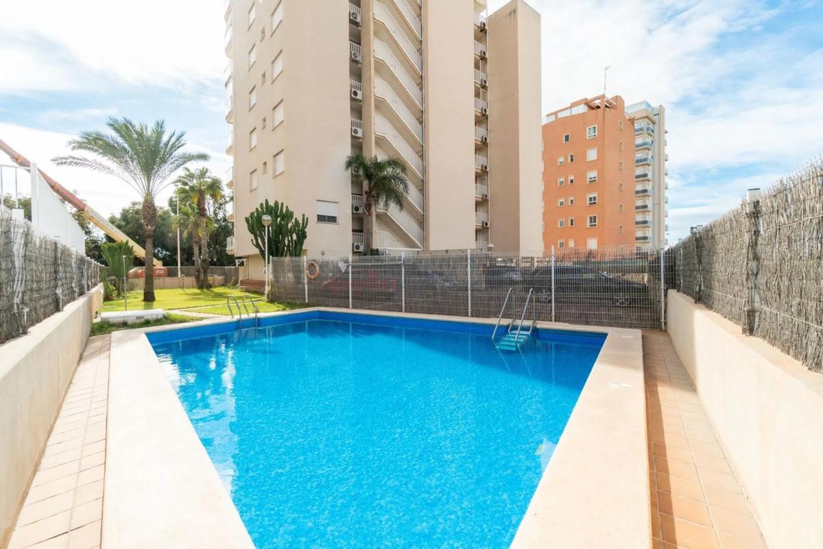 Venta de piso en Calle Basilio Paredes, 5, Guardamar del Segura
photo 1