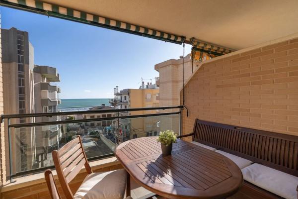 Sale of flat in Calle Puerto Rico, Guardamar del Segura
 photo 1