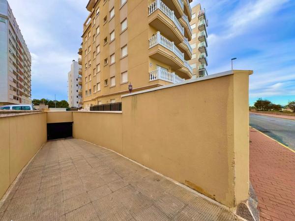Ático en venta en Calle Ingeniero Juan Garcia, 78, Guardamar del Segura photo 1