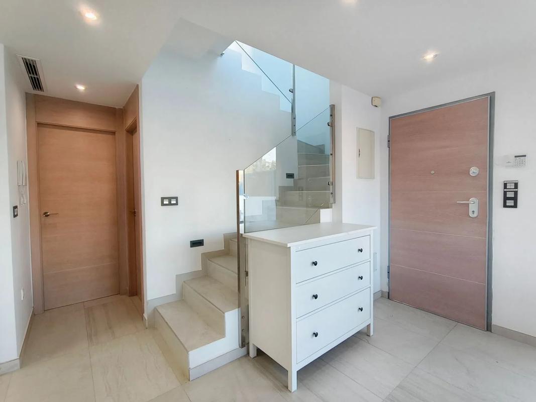 Продажа отдельного шале в  Calle la Malva Rosa, 19, Гуардамар-дель-Сегура photo 4