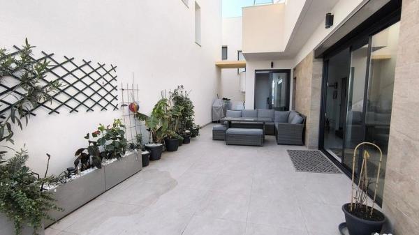 Частный шале на продаже в  Calle Amapola s/n, Лос-Монтесинос photo 3