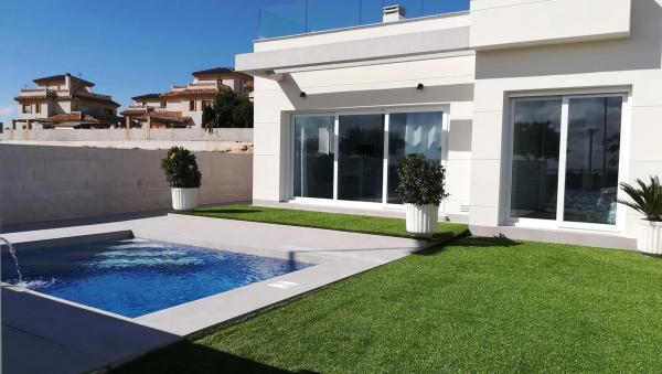 Independent chalet for sale in Calle Romero, 33, Los Montesinos
photo 1