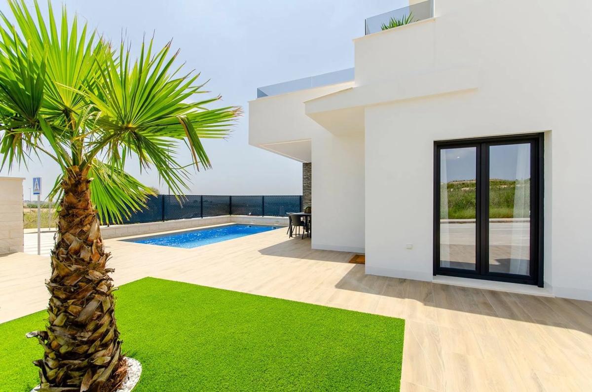 Venta de chalet independiente en Calle Melocotonero, Orihuela
 photo 4