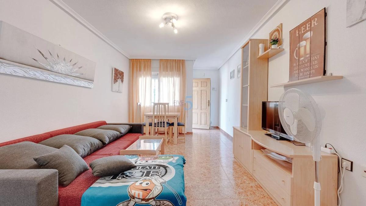 Venta de piso en Desamparados-Hurchillo-Torremendo, Orihuela
photo 4
