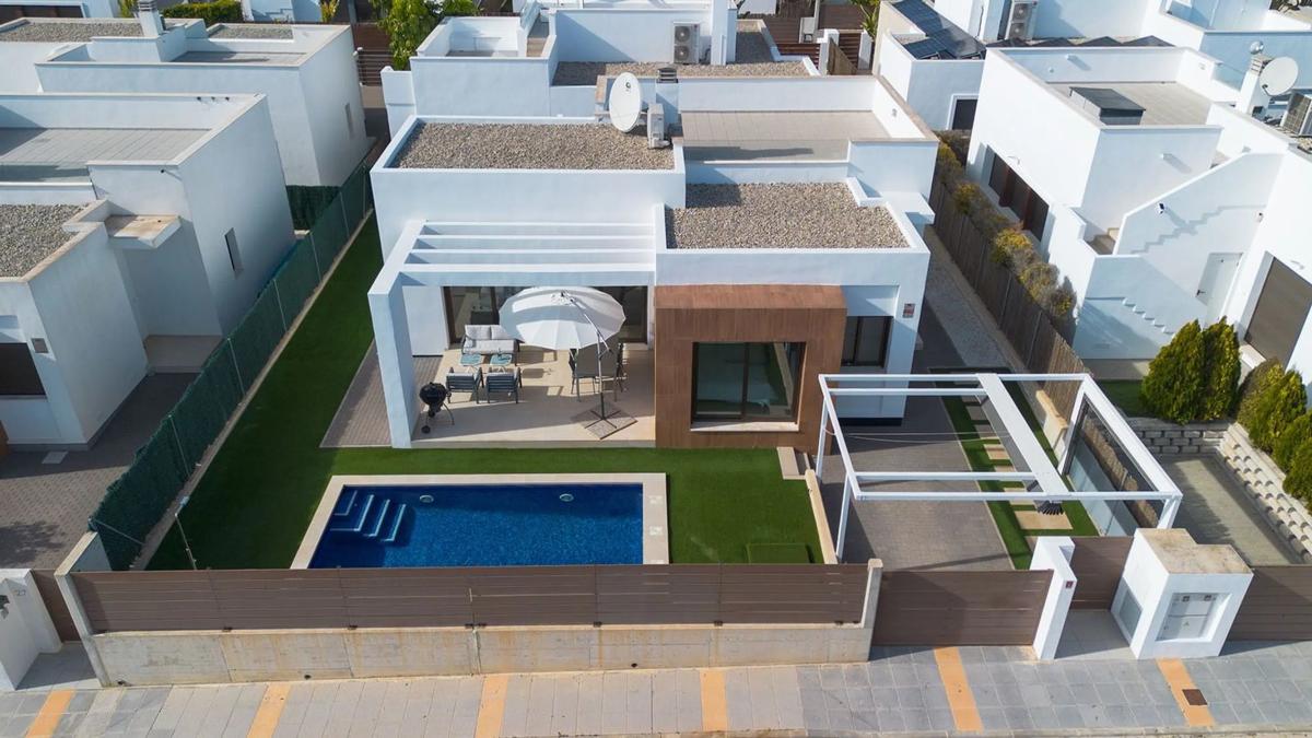 Venta de chalet independiente en Calle Cocotero, Orihuela
 photo 2