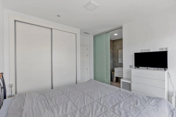 Chalet independiente en venta en Calle Mano de Buda, 30, Orihuela
thumbnail 2