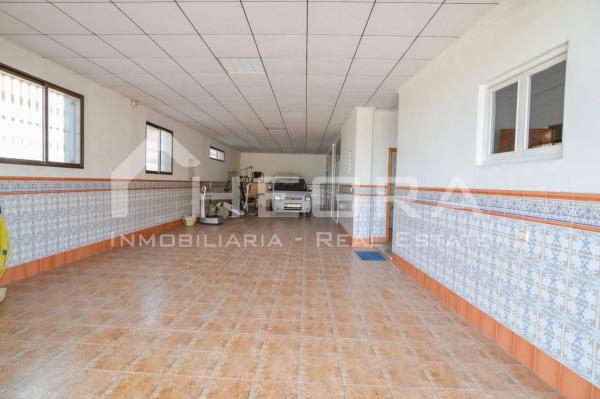 Chalet independiente en venta en Calle Carmen, 38, Orihuela
photo 1