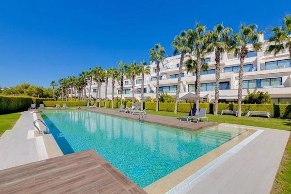 Venta de piso en Desamparados-Hurchillo-Torremendo, Orihuela
photo 1
