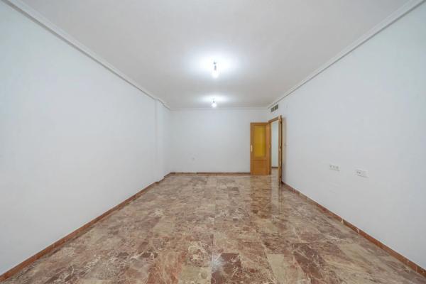 Venta de piso en Calle Monseñor Espinosa, Orihuela
 photo 2