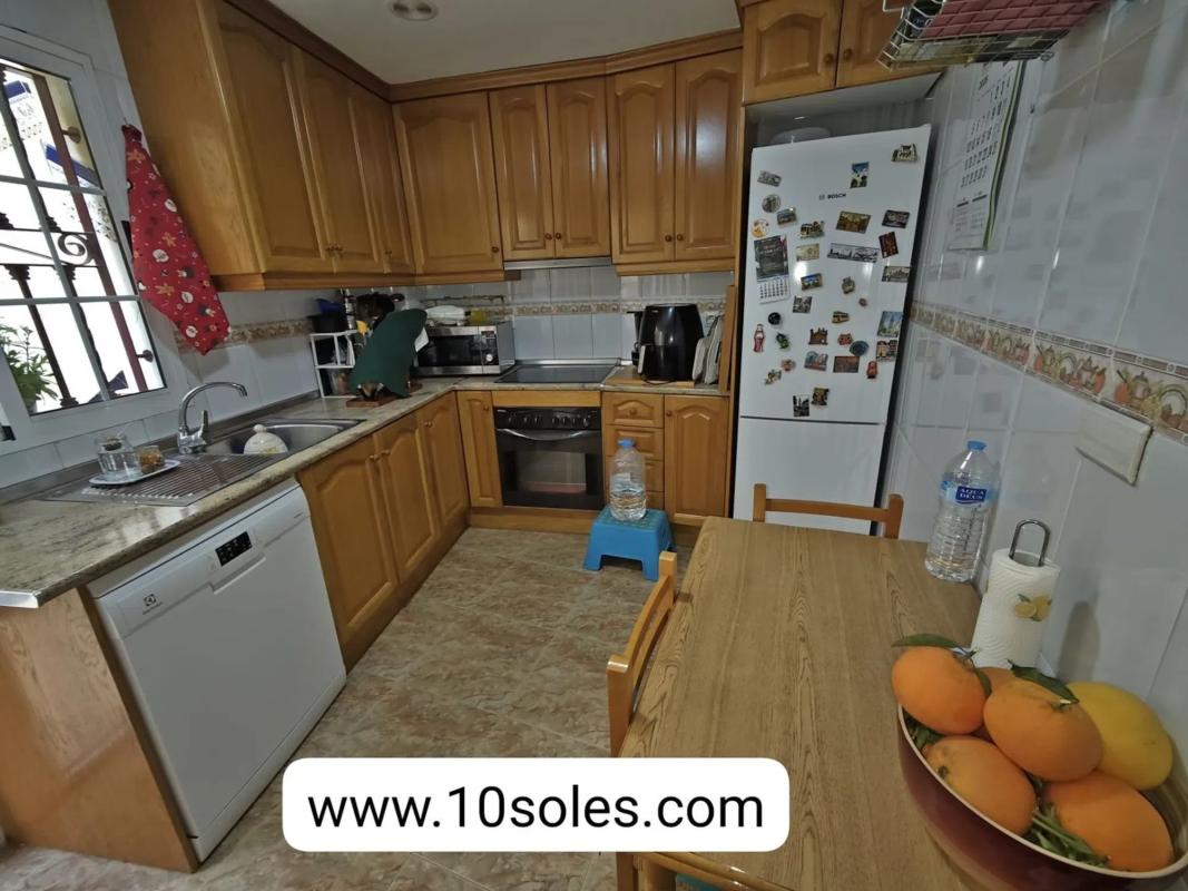 Sale of townhouse in  Orihuela Ciudad , Orihuela photo 3
