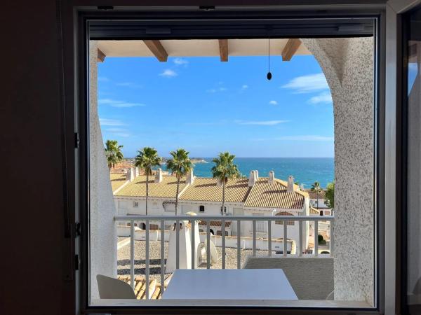 Chalet adosado en venta en  Avenida de las Adelfas, 230 , Orihuela photo 2