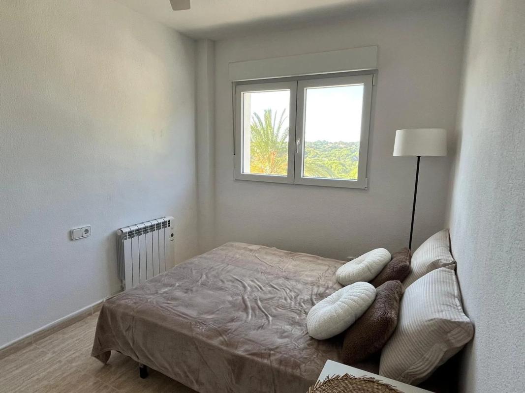 Venta de chalet adosado en  Avenida de las Adelfas, 230 , Orihuela photo 3