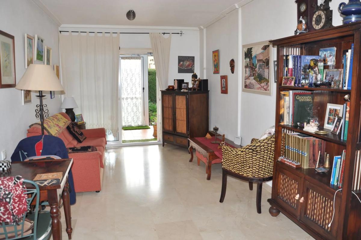 Venta de piso en PL A-1 AGUAMARINA, 31, Orihuela
photo 3