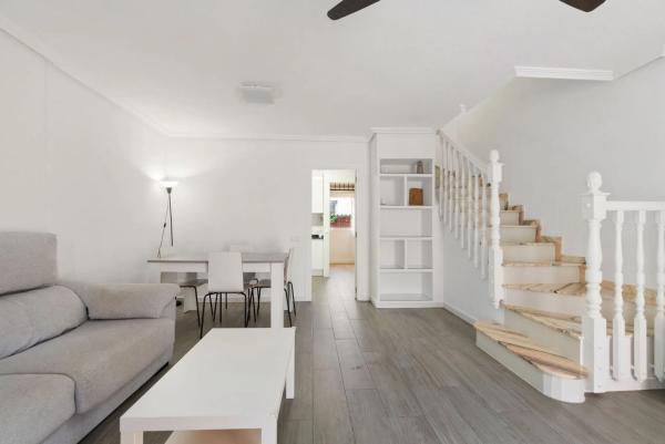 Chalet pareado en calle Clementina, 77 photo 3