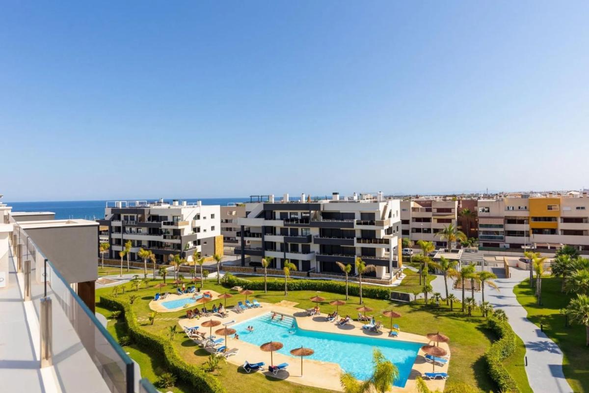 Venta de piso en Plaza D-1 la Mosca y la Campana, Orihuela
photo 2
