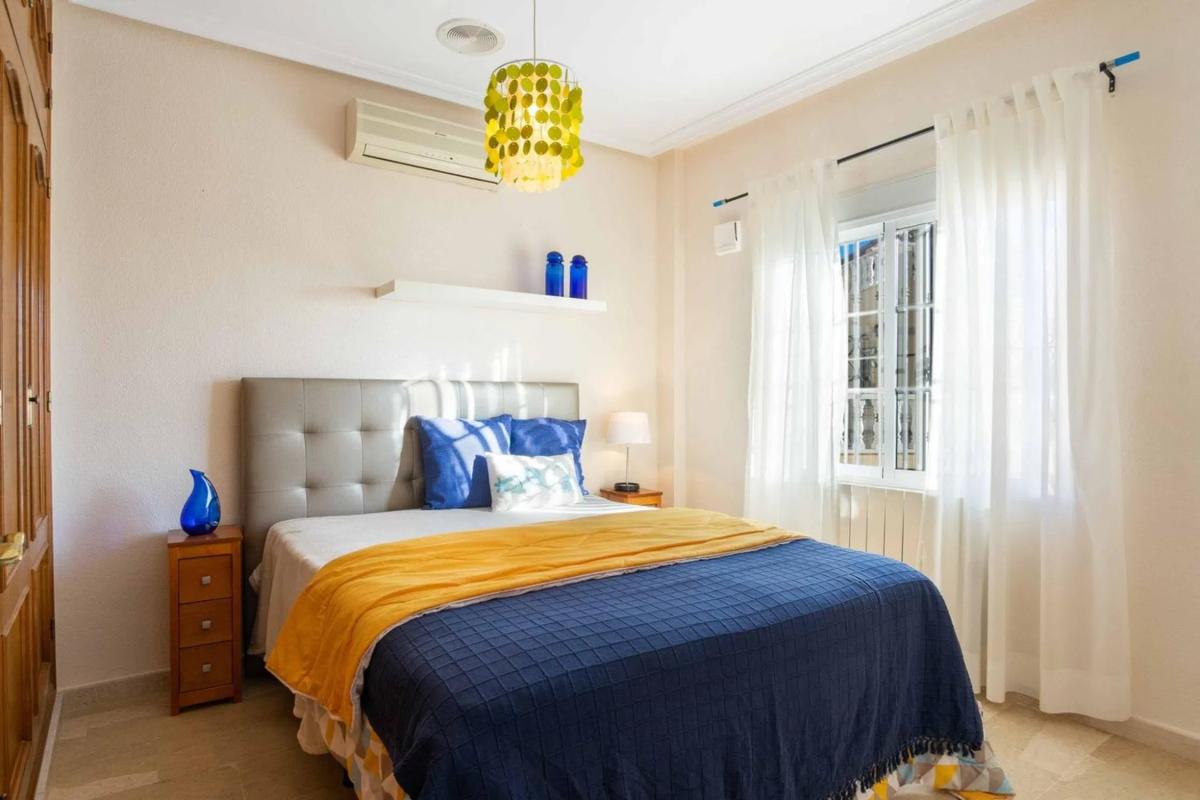 Продажа отдельного шале в Barrio La Chismosa, Ориуэла photo 1