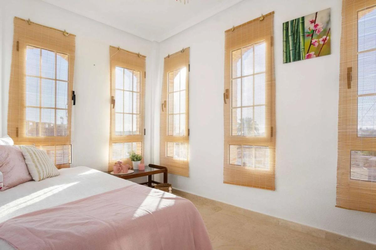 Продажа отдельного шале в Barrio La Chismosa, Ориуэла photo 3