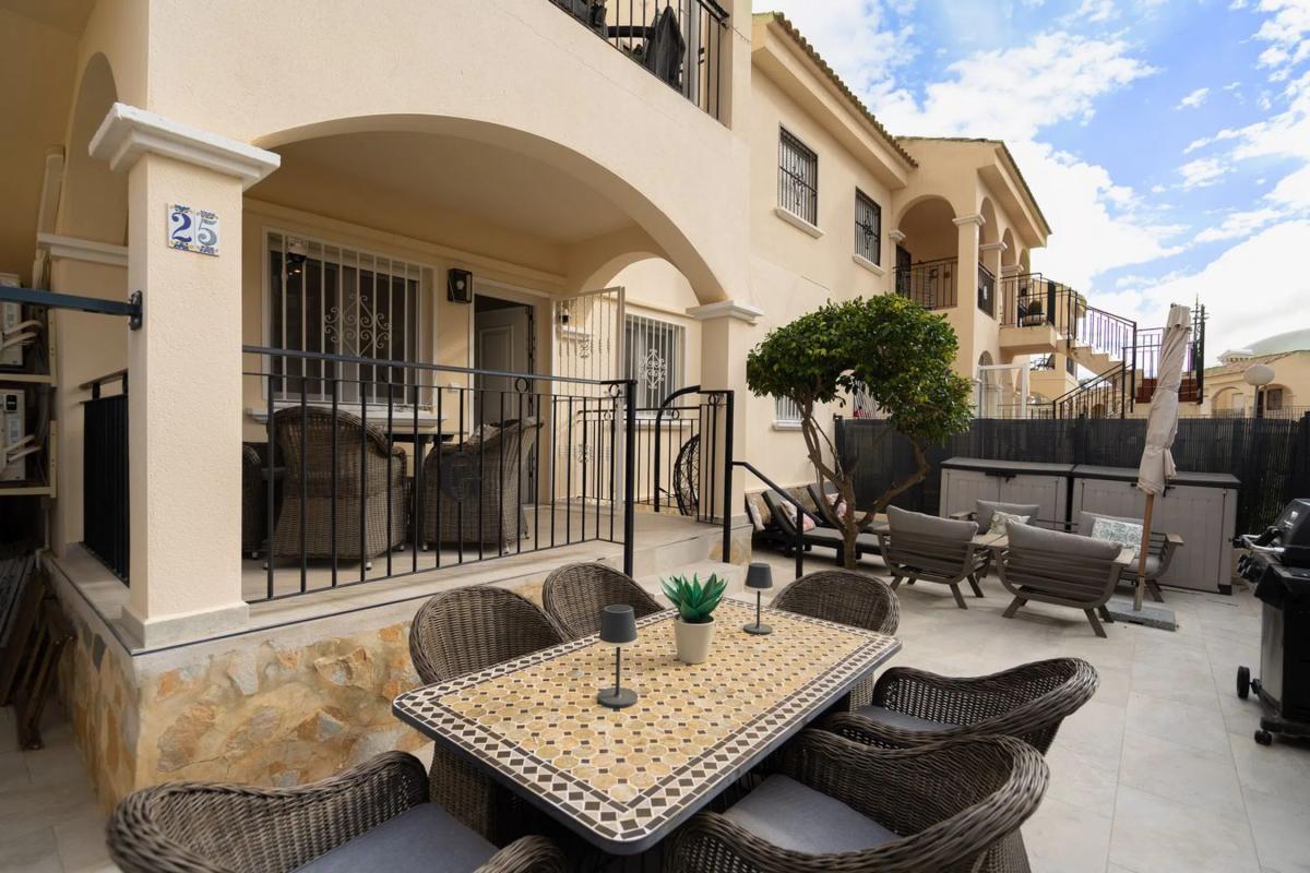 Venta de piso en Calle del Gorrion, Orihuela
photo 3