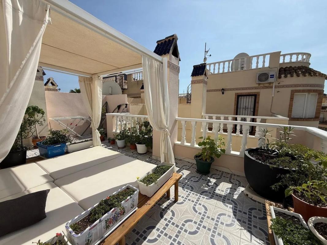 Venta de chalet adosado en  Calle de la Garza , Orihuela photo 4
