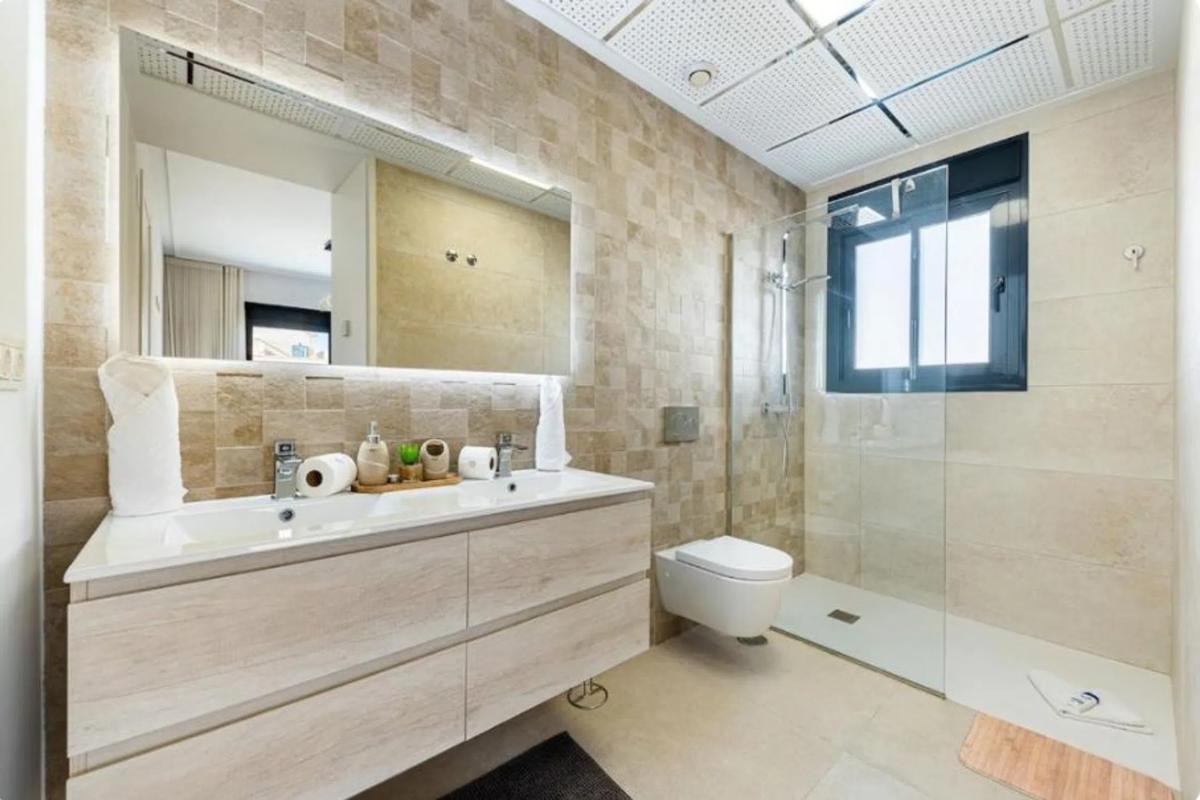 Sale of independent chalet in Calle Egipcios, Orihuela
photo 3