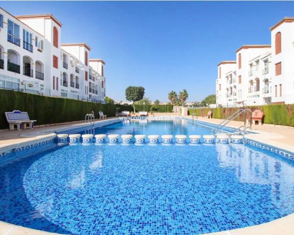Venta de piso en Calle Almohabenos, Orihuela
 photo 1