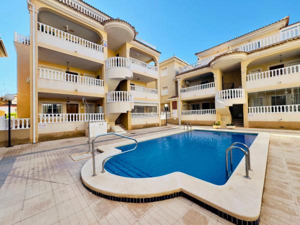 Venta de piso en Barrio La Florida, Orihuela
thumbnail 2