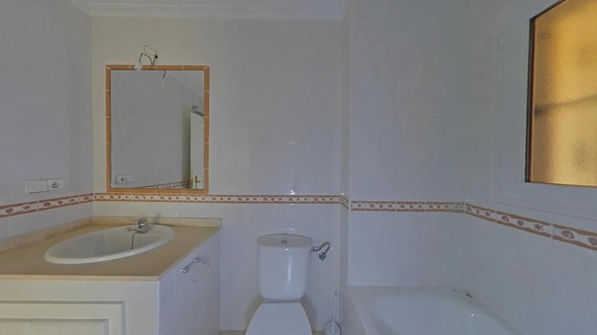 Sale of apartment in Calle Parana, Orihuela
photo 2