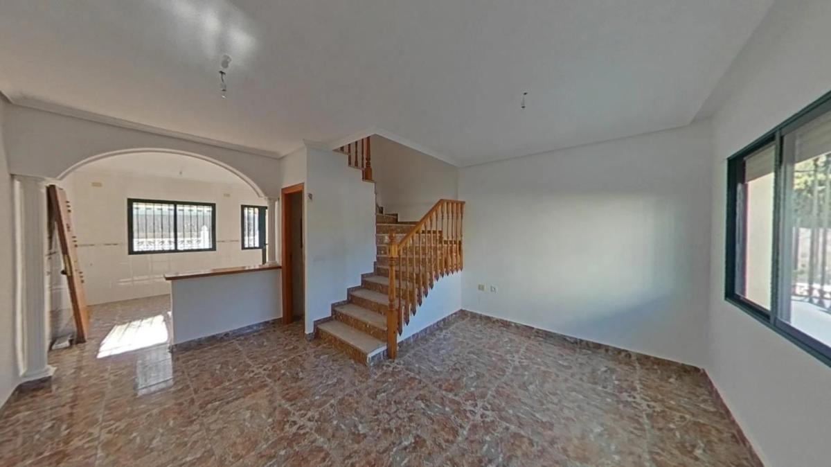 Properties for sale and rent in Spain photo 4