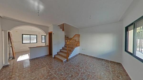 Chalet pareado en calle Mayor photo 4