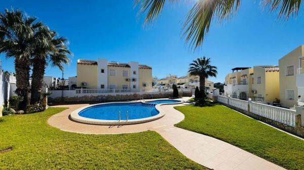 Venta de piso en Barrio Las Filipinas, Orihuela
thumbnail 1