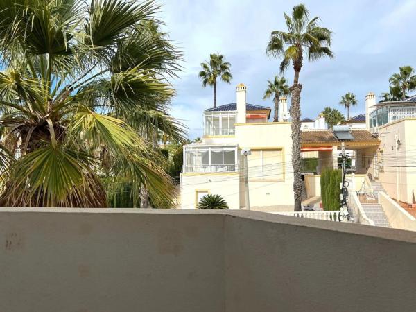 Chalet adosado en venta en  Barrio Las Filipinas , Orihuela photo 1