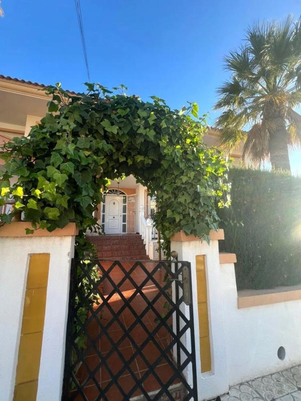 Venta de chalet adosado en  Barrio Las Filipinas , Orihuela photo 4