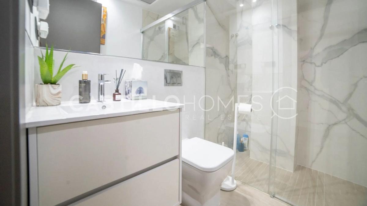 Sale of independent chalet in Calle Puig Mayor, 6, Orihuela
photo 3