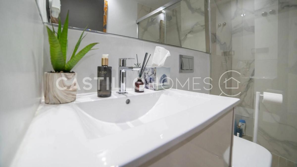 Sale of independent chalet in Calle Puig Mayor, 6, Orihuela
photo 4
