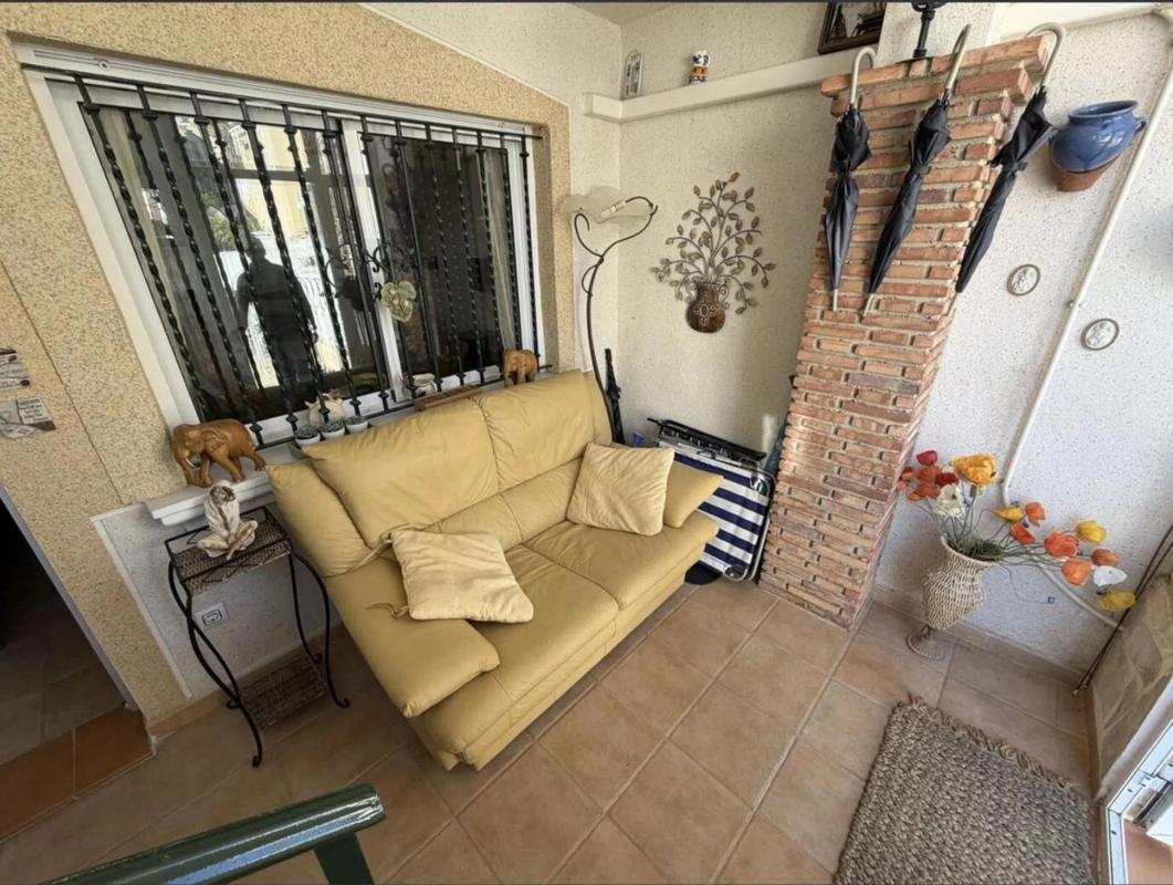 Venta de chalet adosado en Calle Columbretes , Orihuela photo 1