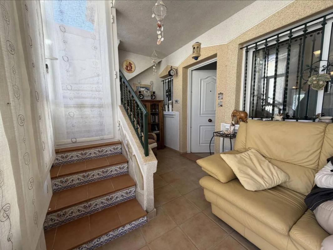 Venta de chalet adosado en Calle Columbretes , Orihuela photo 5