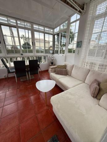 Chalet adosado en venta en  Calle Anfora, 107 , Orihuela photo 2