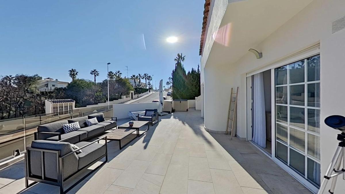 Sale of independent chalet in Barrio Las Ramblas, Orihuela
 photo 3