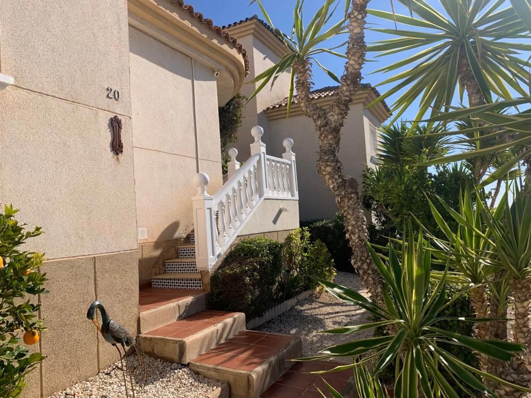 Sale of independent chalet in Paraguay, 1, Orihuela
photo 4