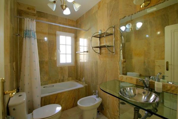 Independent chalet for sale in Avenida Ramblas de Oleza, Orihuela
 photo 4