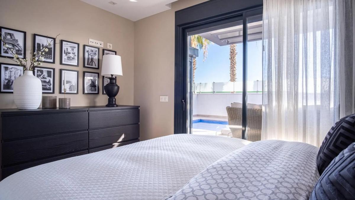 Sale of independent chalet in Calle Cabo de Peñas, 5, Orihuela
 photo 4