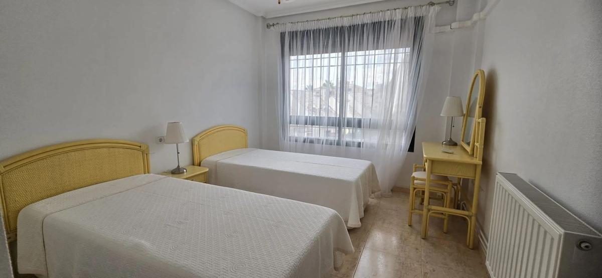 Sprzedaż szeregowego domku w Calle Soria, 148 , Orihuela photo 1